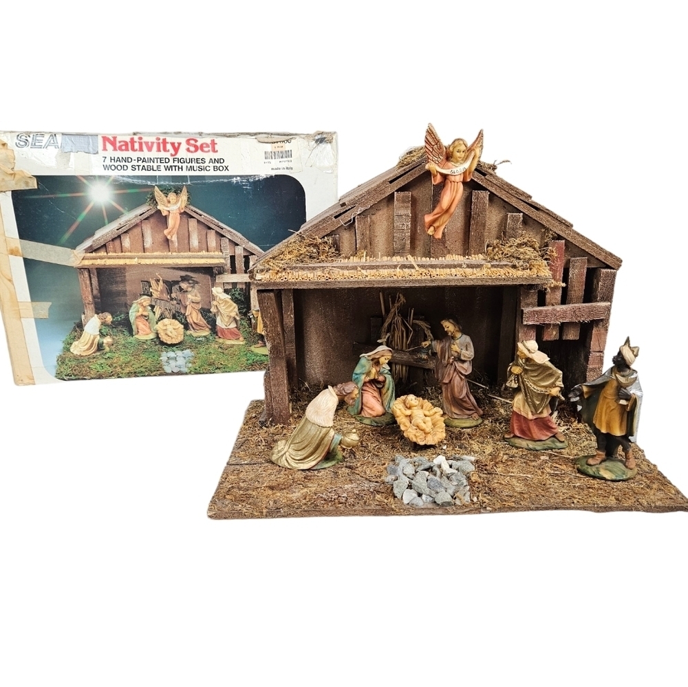 Vintage Sears Music‎ Box Nativity Set 7 Piece with Wood Stable Made in Italy
